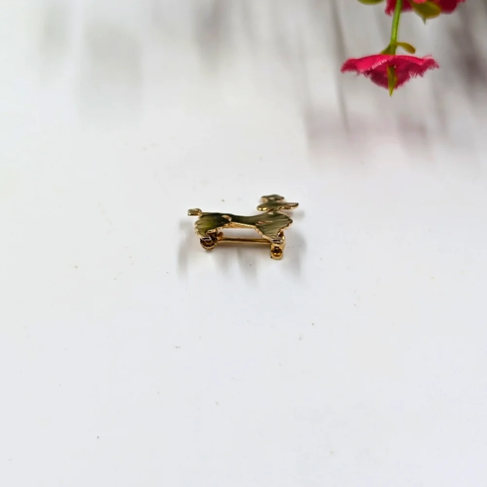 10K Yellow Gold Filled Signed Vintage Poodle Brooch - Picture 3 of 6